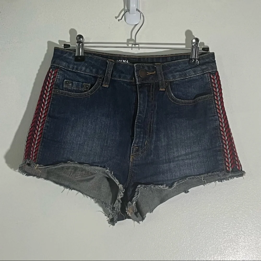 BDG High Rise Cheeky Denim Shorts Embroidered Side Panels Dark Wash Size 25